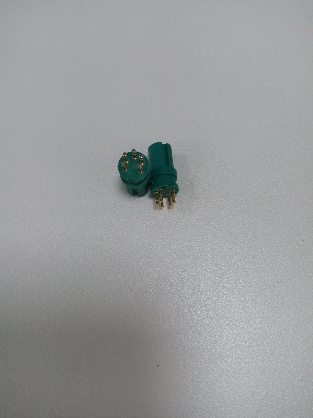 M8-5p母頭