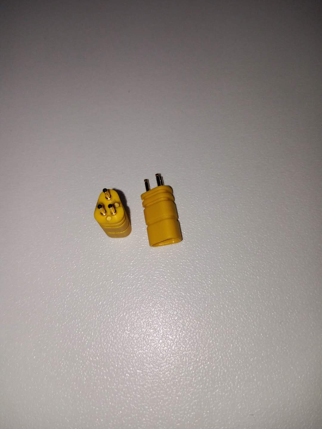 異形3P公頭